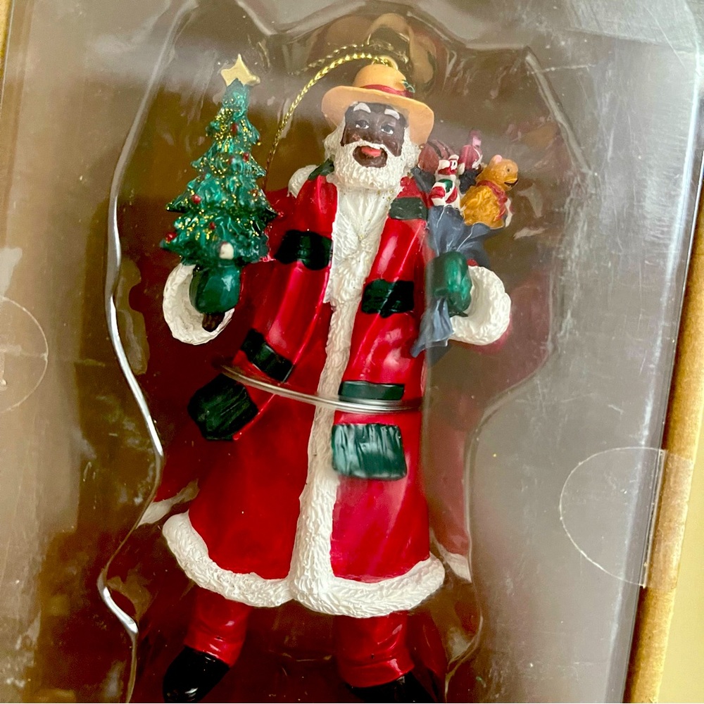 ❣️5/$25 Allen & Roth Santa Ornament - Picture 2 of 3